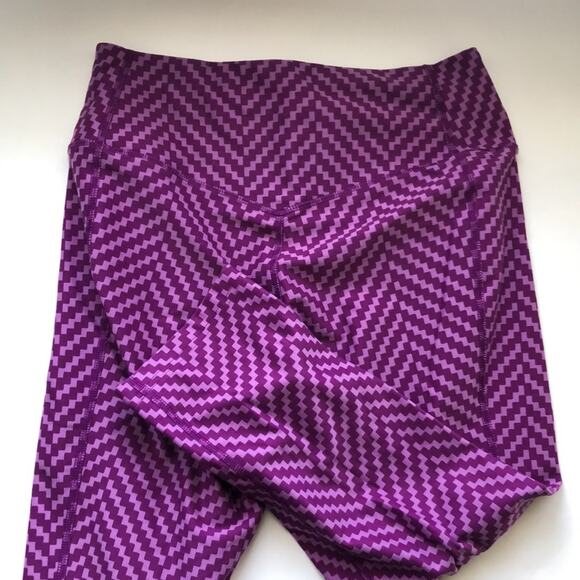 Nike Geometric Pattern Purple Leggings - Picture 3 of 3